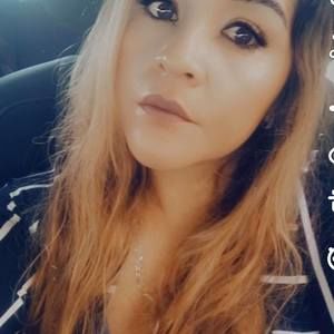 Meet your Posher, Maria del rocio